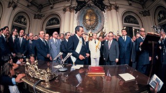  Raúl Alfonsín's presidential inauguration, 1983  