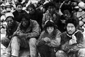  Jeju residents awaiting execution in May 1948, author unknown.