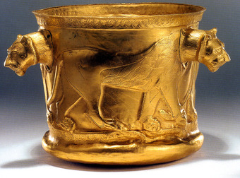 Achaemenid golden bowl with lion imagery